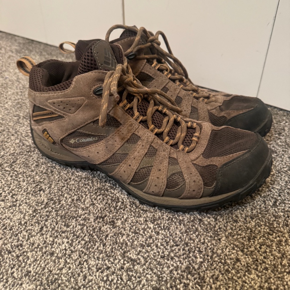 Columbia Men’s Redmond Mid Waterproof Hiking Boot Pebble/Dark Ginger Size 11